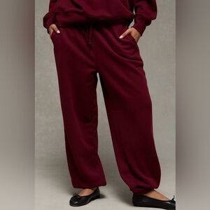 American Eagle Everyday Luxe Sweatpants - Preppy Red